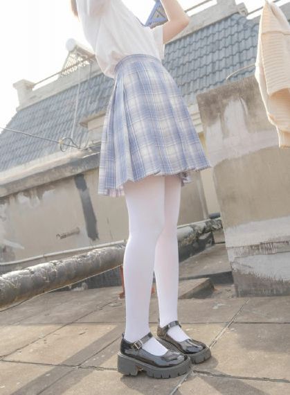 年轻的嫂子日本_国产剧免费播放